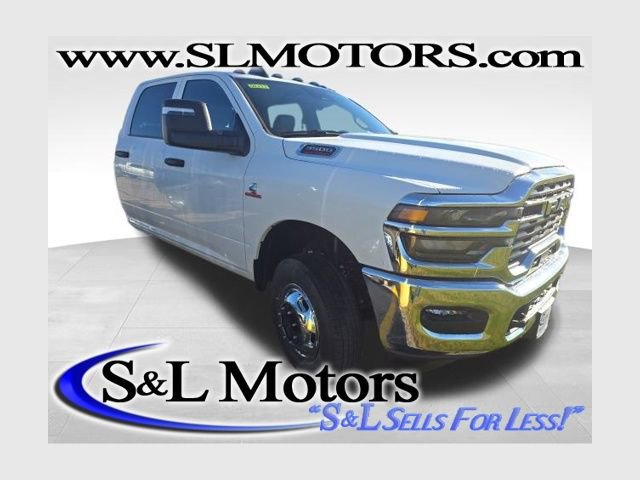 New 2026 RAM 3500 Tradesman w/ Chrome Appearance Group A