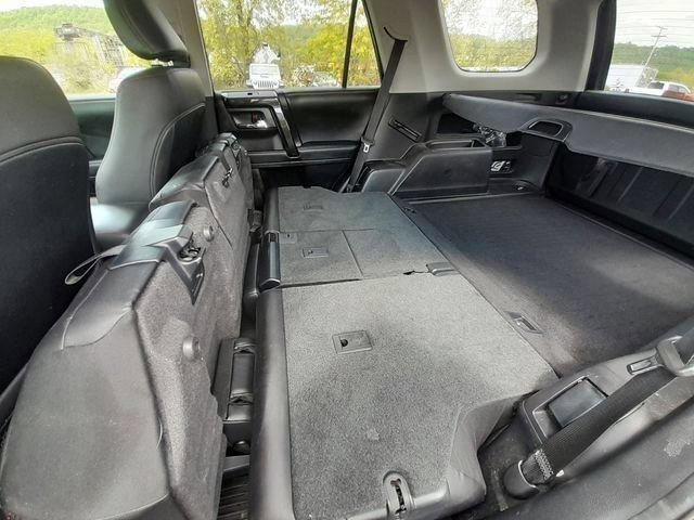 Used 2020 Toyota 4Runner TRD Off-Road Premium w/ Moonroof Package AWD/4WD image 44