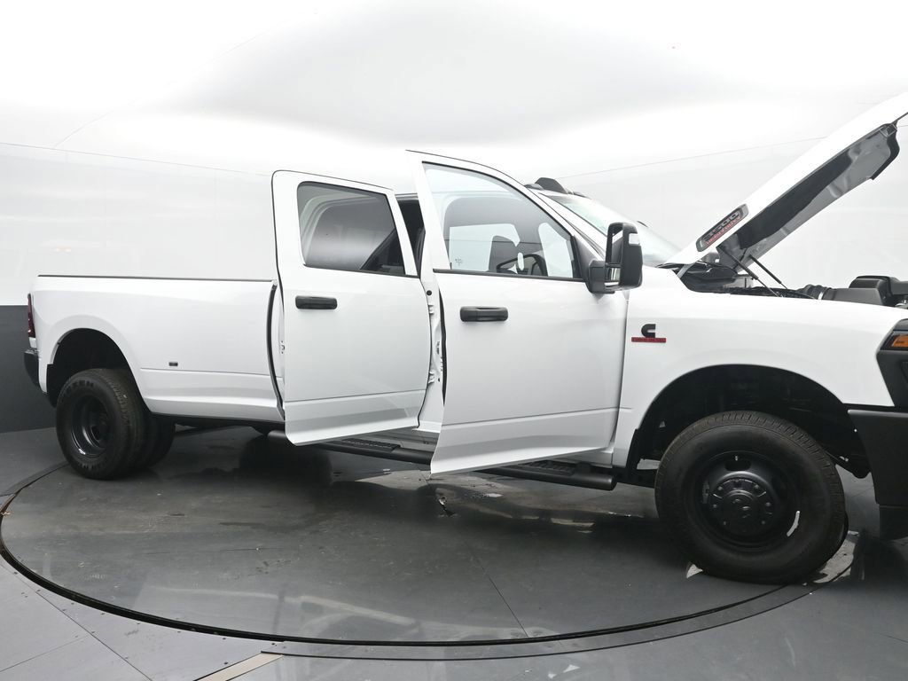 New 2026 RAM 3500 Tradesman AWD/4WD image 71