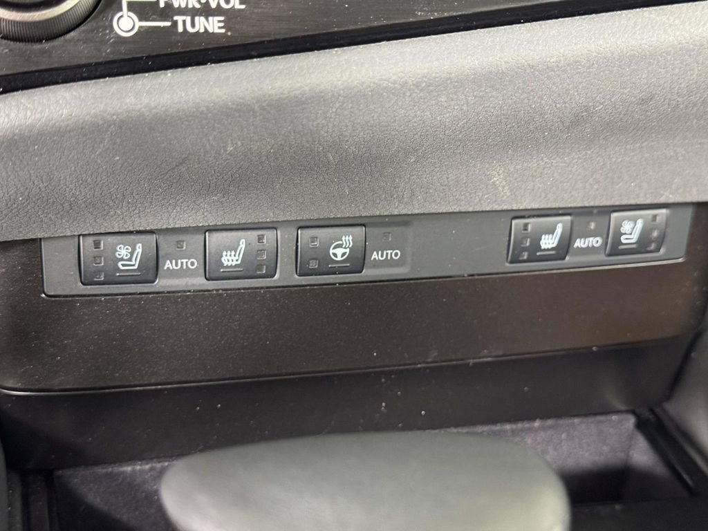 Used 2024 Lexus ES 350 w/ Premium Package FWD image 29