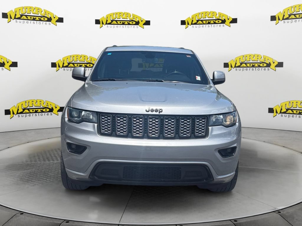 Used 2019 Jeep Grand Cherokee Altitude RWD image 8
