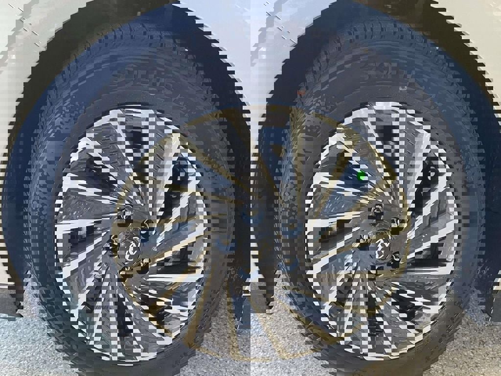 New 2026 Hyundai Sonata SEL image 5