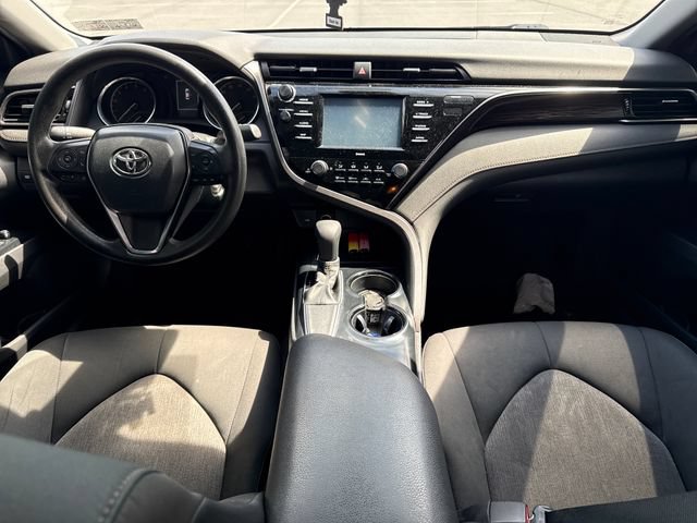 Used 2020 Toyota Camry LE FWD image 18