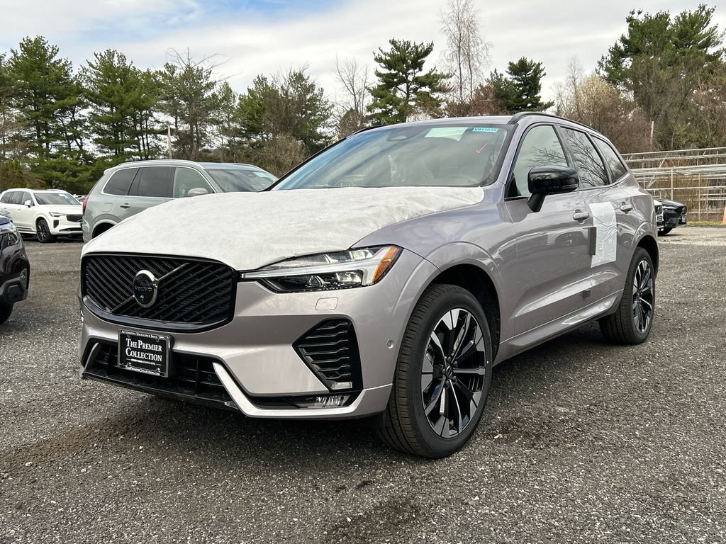 New 2026 Volvo XC60 B5 Plus w/ Protection Package Premier AWD/4WD image 5