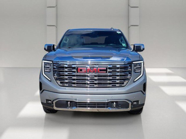 Used 2025 GMC Sierra 1500 Denali RWD image 2