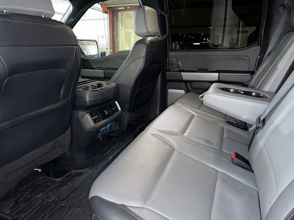 Used 2023 Ford F150 Lightning Lariat image 27