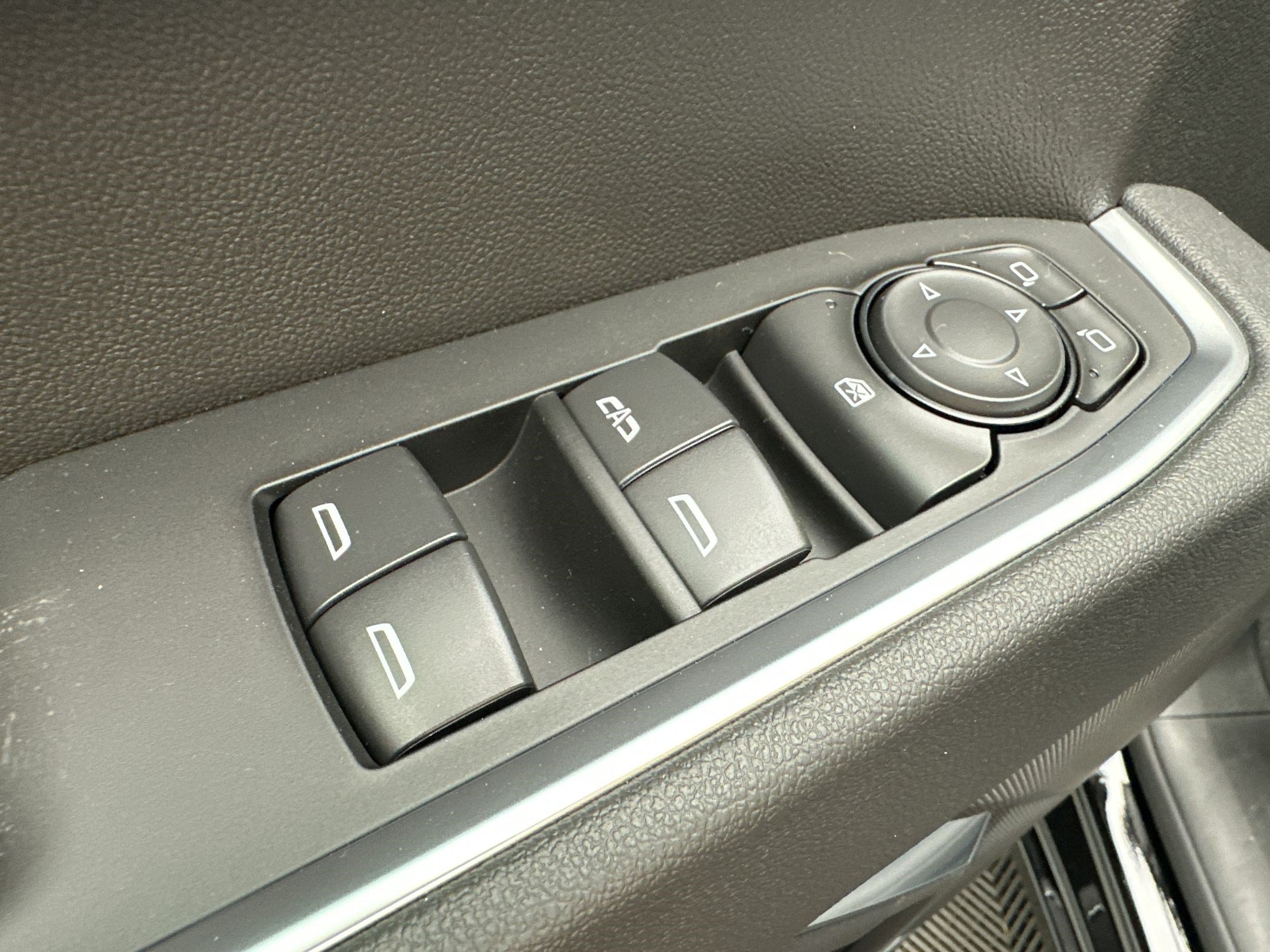 New 2026 Chevrolet Silverado 1500 LT AWD/4WD image 13