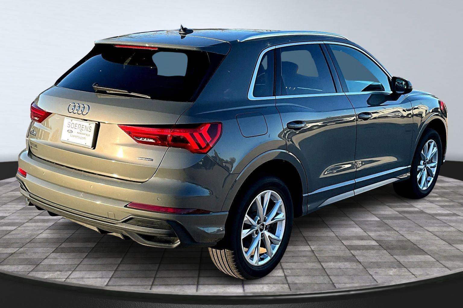 Used 2023 Audi Q3 2.0T Premium image 5