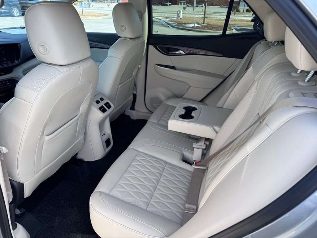 Used 2023 Buick Envision Avenir image 35