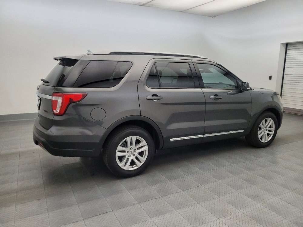 Used 2019 Ford Explorer XLT w/ Equipment Group 202A FWD image 10