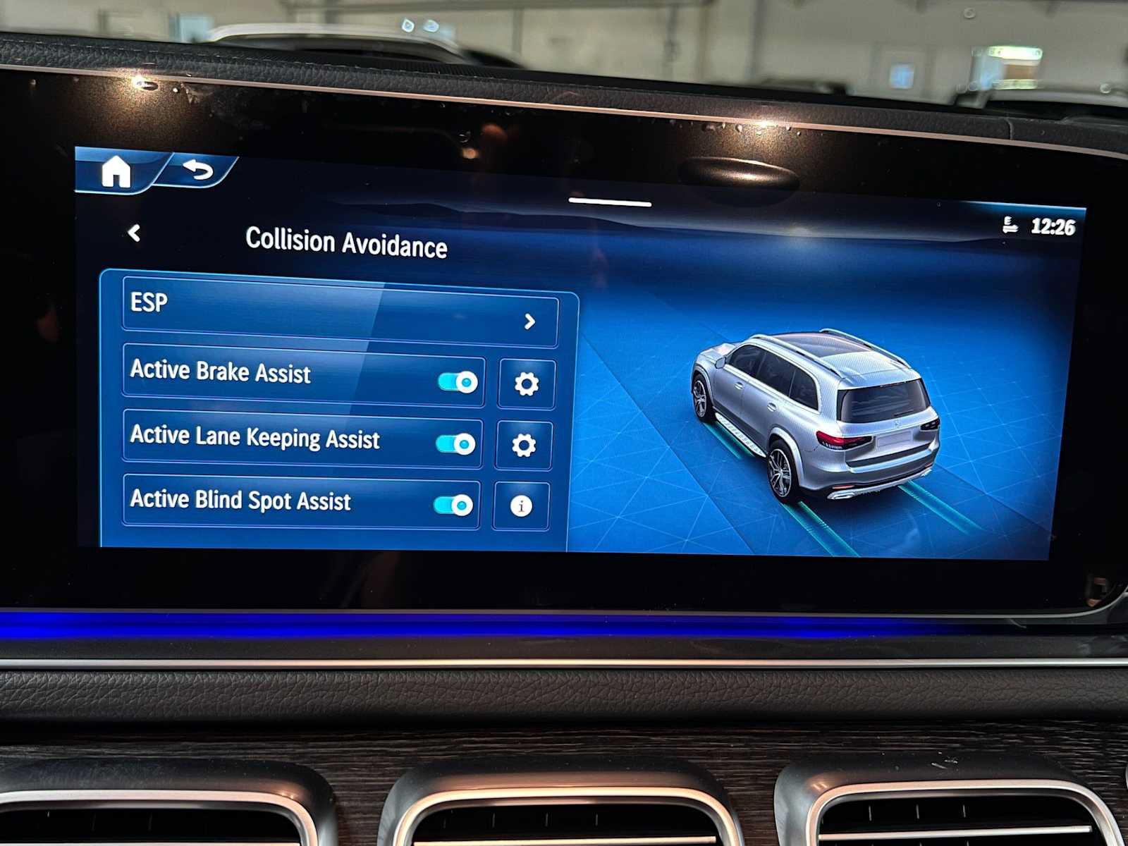 New 2026 Mercedes-Benz GLS 450 4MATIC image 40
