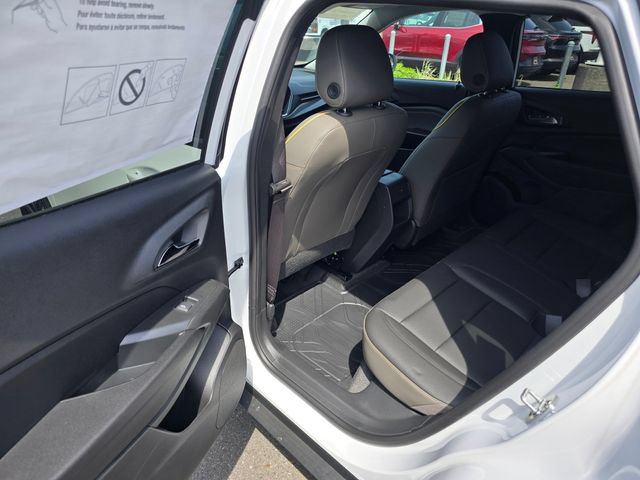 New 2026 Chevrolet Trax ACTIV FWD image 15