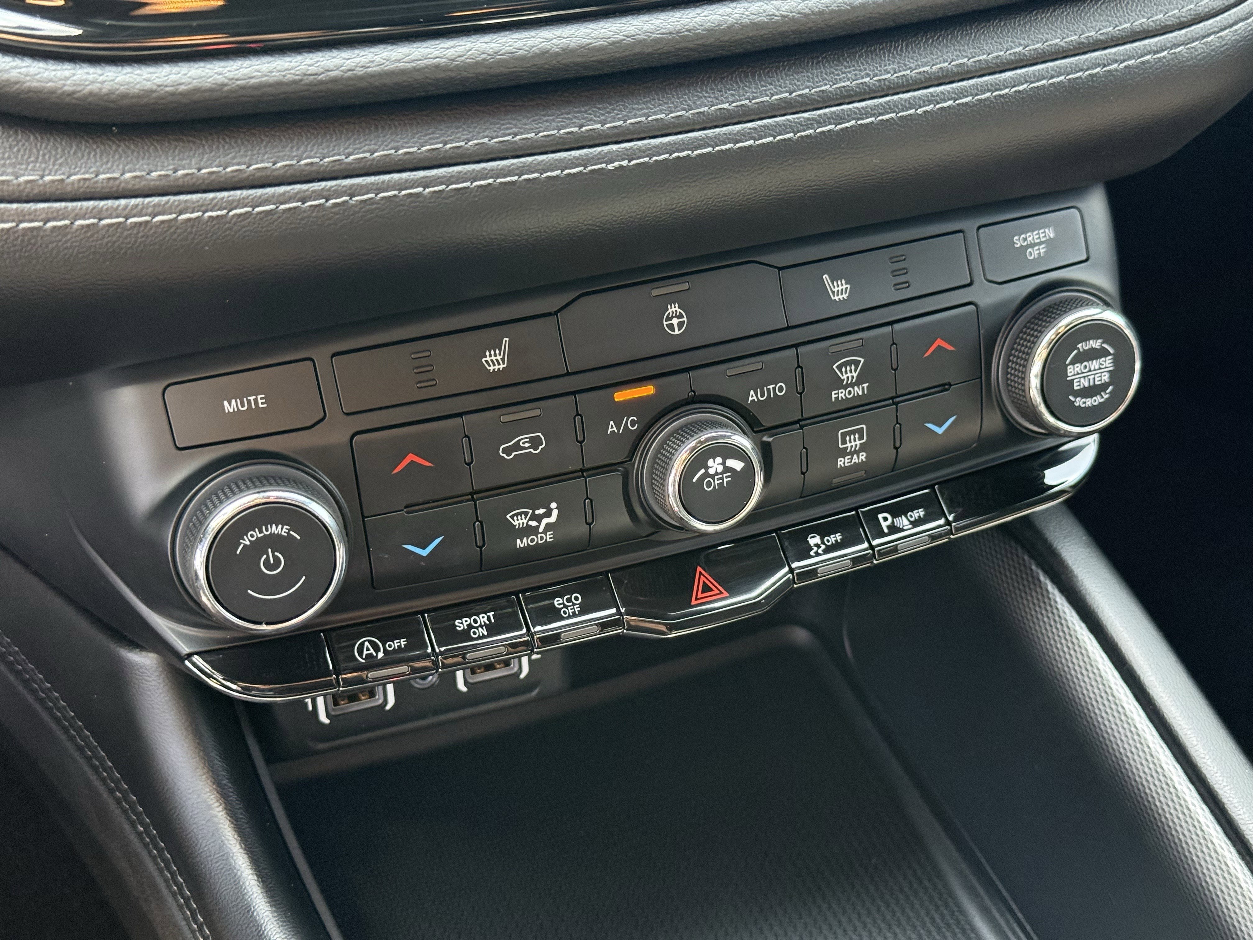 Used 2022 Dodge Durango GT w/ Blacktop Package image 22