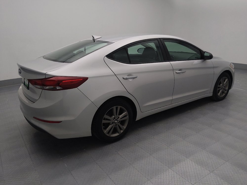 Used 2018 Hyundai Elantra SEL w/ Cargo Package image 10