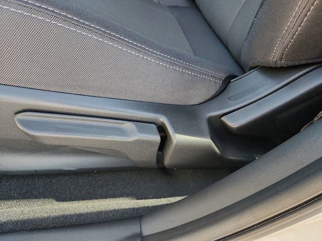 Certified 2025 Subaru Crosstrek 2.0i image 14