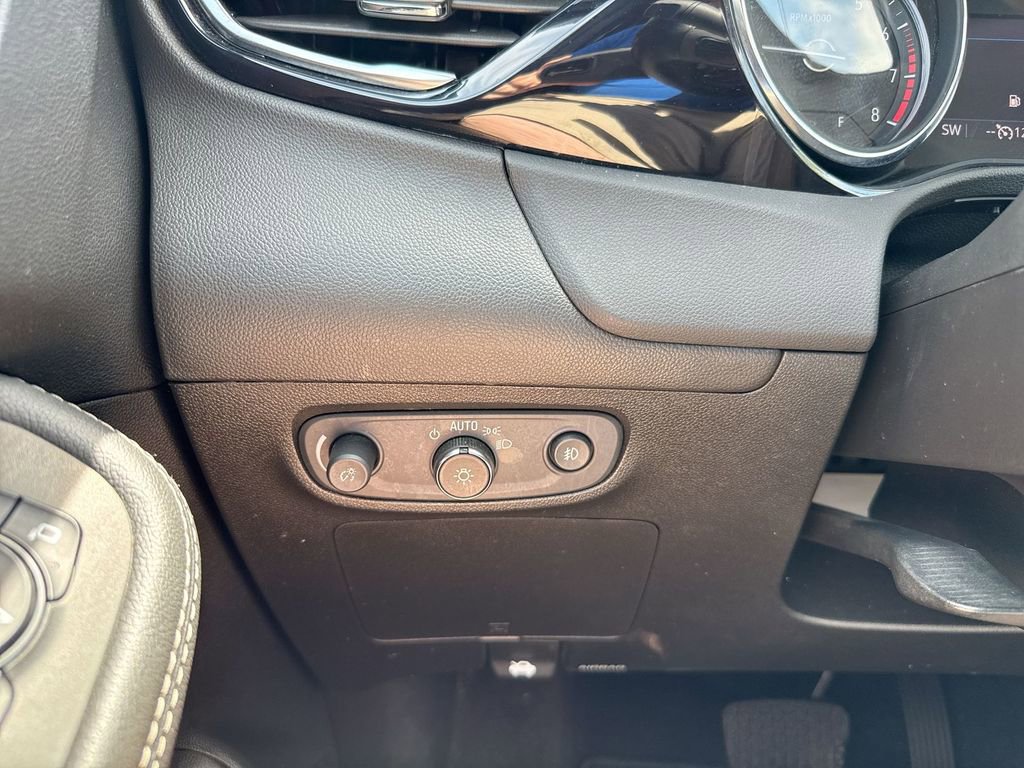 Used 2021 Buick Encore GX Preferred FWD image 18