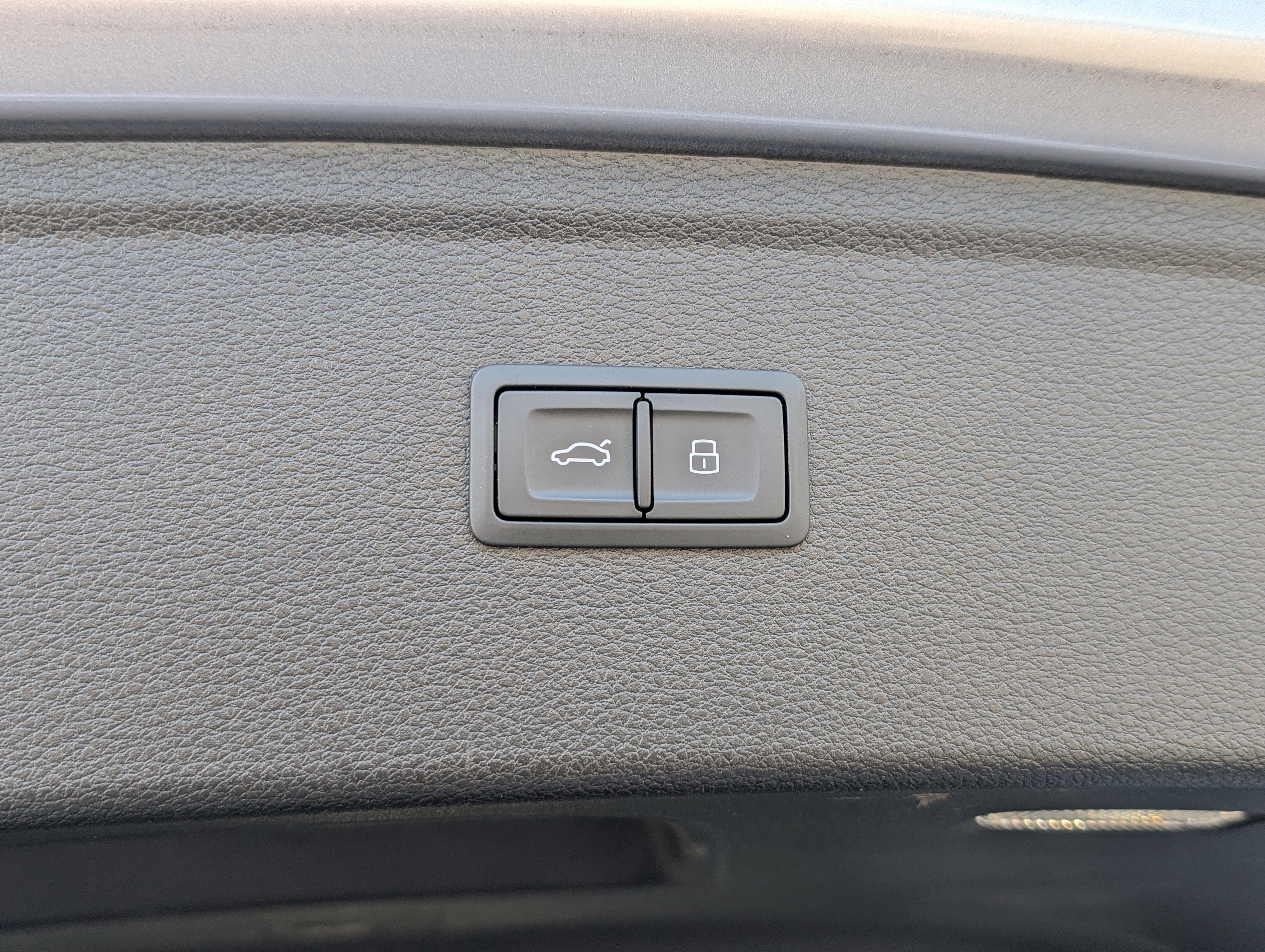 Used 2025 Audi Q5 e Premium image 20