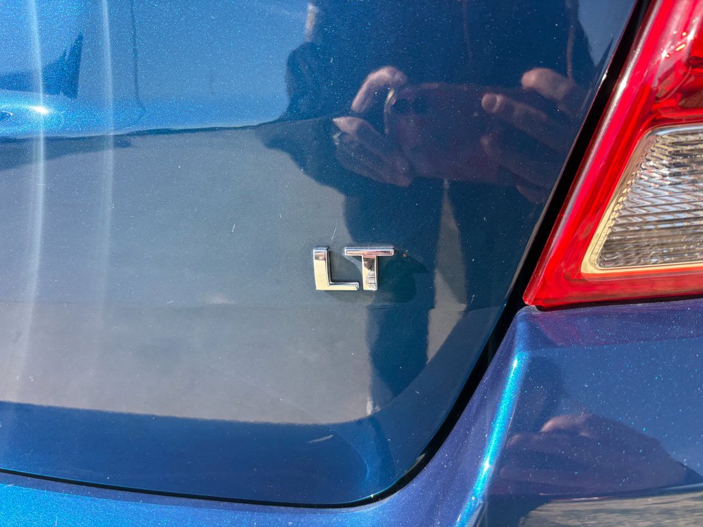 Used 2020 Chevrolet Trax LT w/ LT Convenience Package image 27