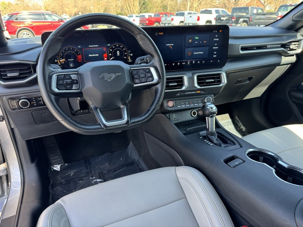 Used 2024 Ford Mustang GT Premium image 7