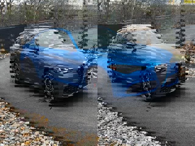 New 2025 Alfa Romeo Giulia AWD w/ Veloce Package AWD image 7