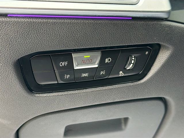 Used 2021 BMW 330i xDrive Sedan w/ Convenience Package image 10