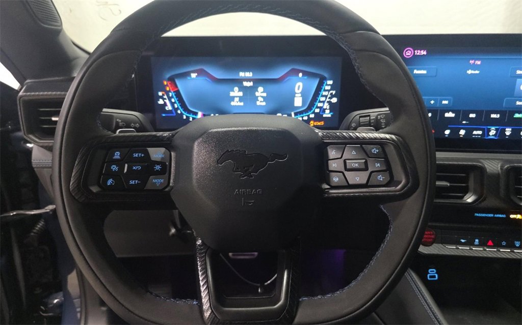 Used 2025 Ford Mustang Dark Horse image 9