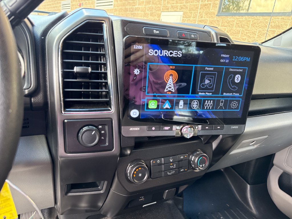 Used 2018 Ford F150 XLT AWD/4WD image 15
