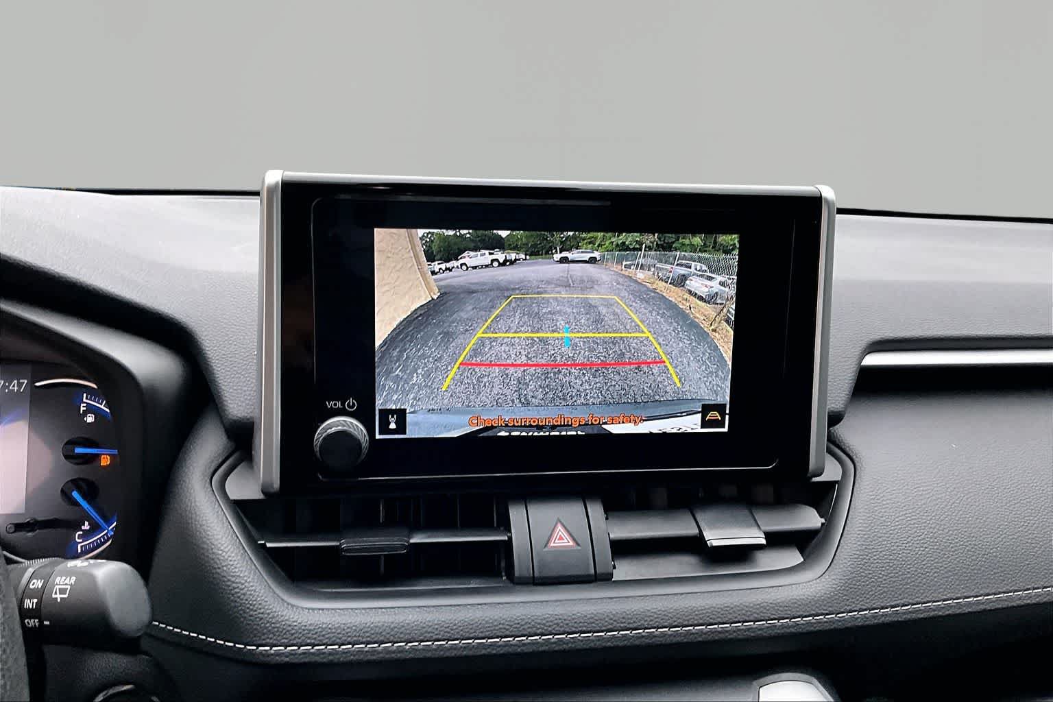 Certified 2025 Toyota RAV4 XLE AWD/4WD image 27