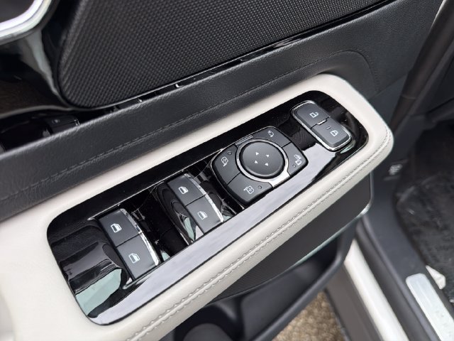 New 2027 Lincoln Aviator AWD image 22