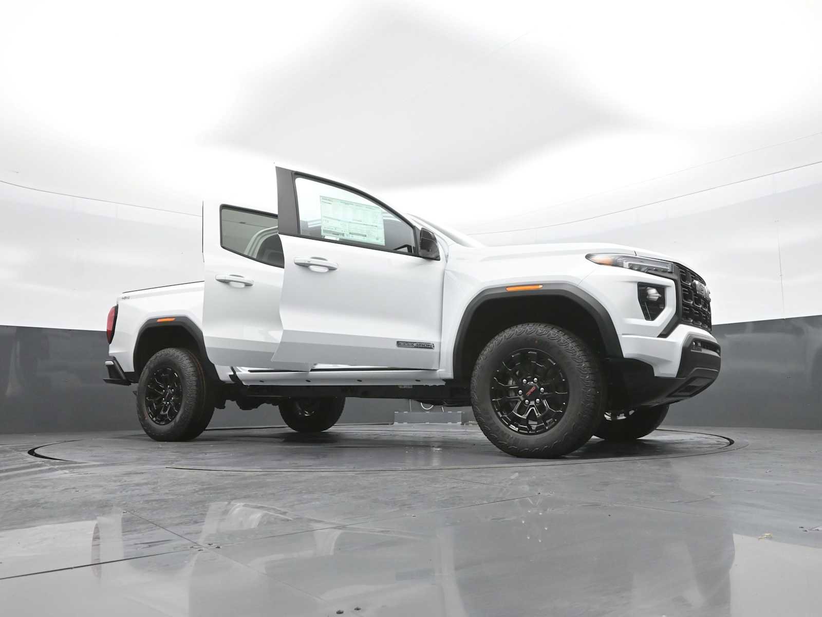 New 2026 GMC Canyon Elevation w/ Convenience Package image 46