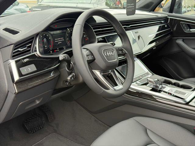 Used 2025 Audi Q7 2.0T Premium Plus w/ Premium Plus Package image 19