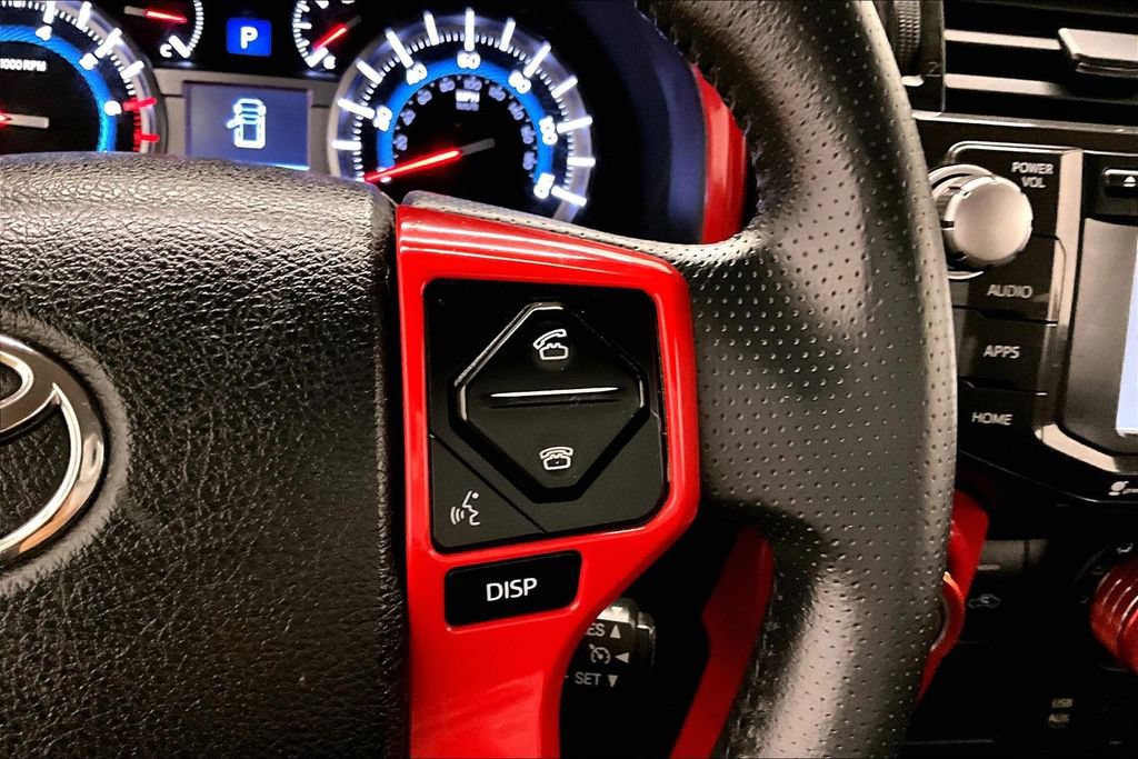 Used 2018 Toyota 4Runner TRD Off-Road AWD/4WD image 12