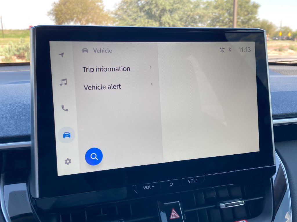 Used 2026 Toyota Corolla Cross XLE w/ Convenience Package FWD image 22