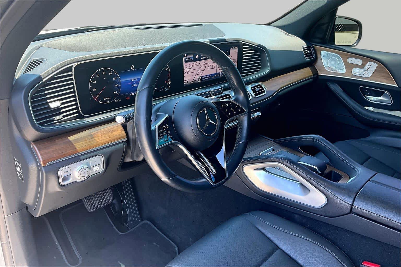 Used 2024 Mercedes-Benz GLE 350 4MATIC image 18