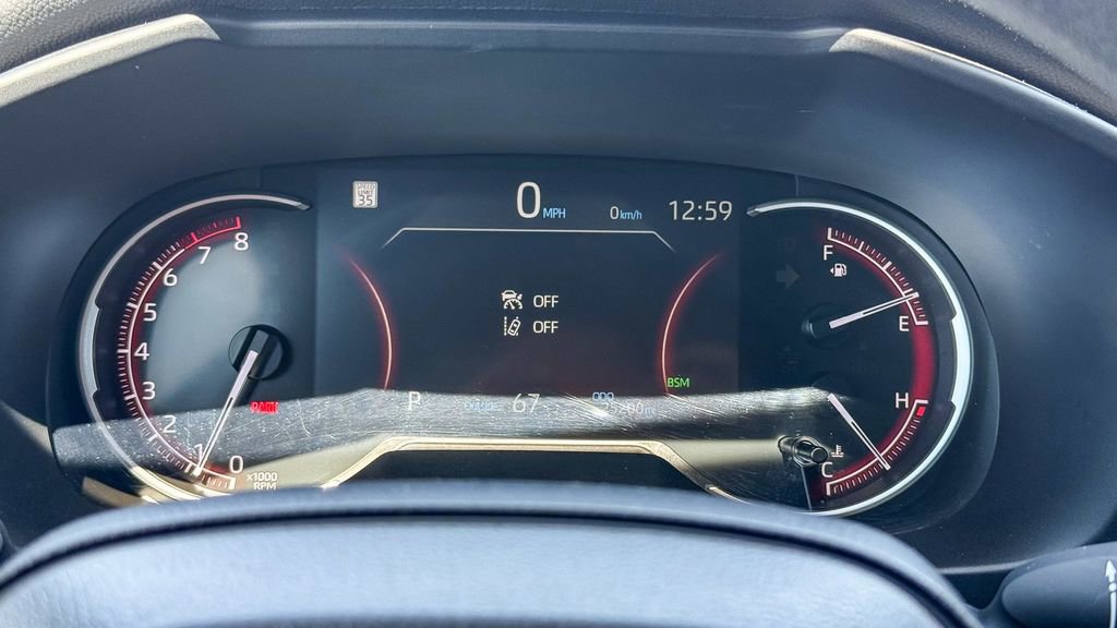 Used 2025 Toyota RAV4 XLE AWD/4WD image 24
