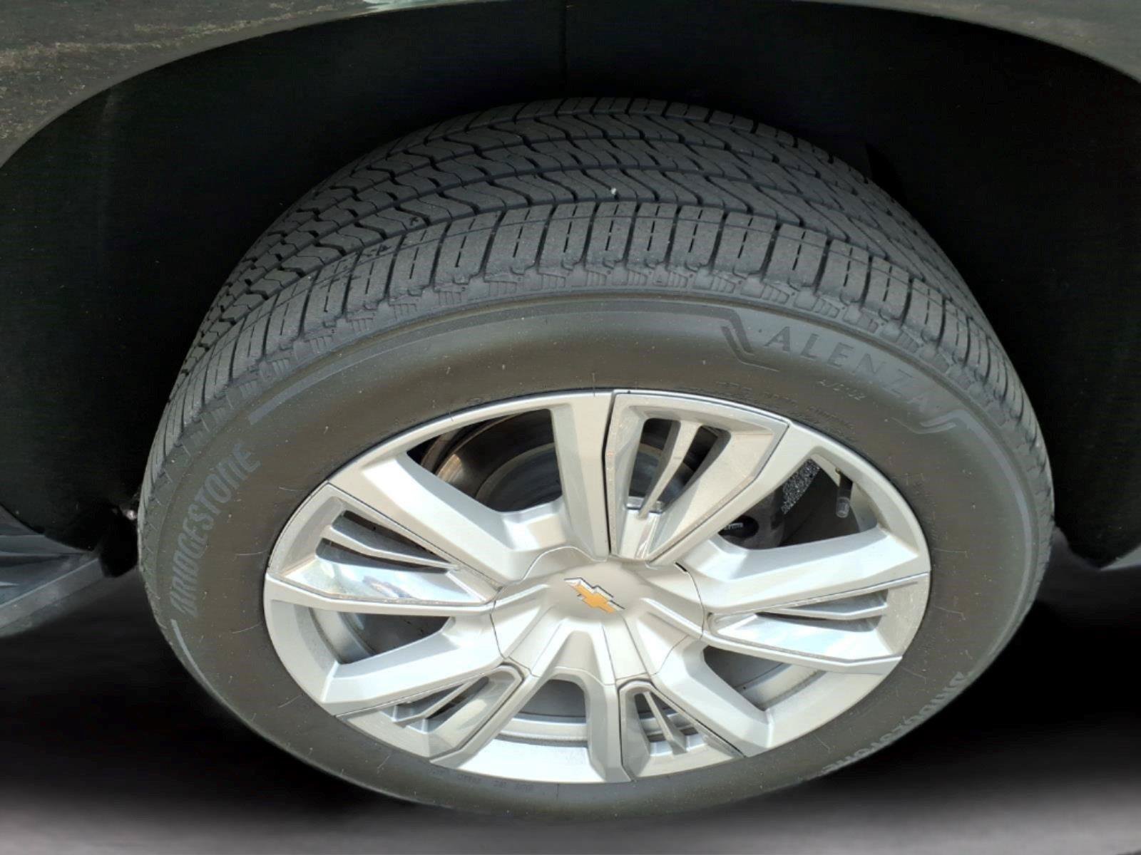 Used 2023 Chevrolet Tahoe High Country AWD/4WD image 10