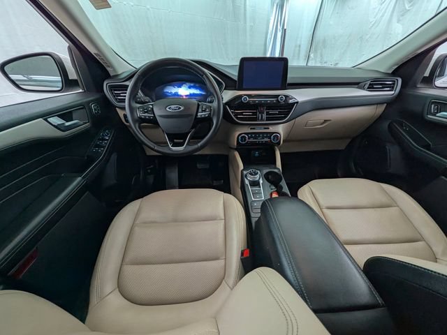 Certified 2022 Ford Escape SEL w/ Technology Package AWD/4WD image 7