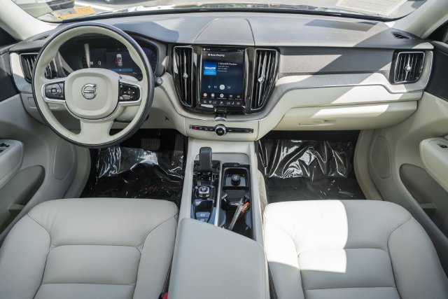 Certified 2023 Volvo XC60 B5 Plus w/ Climate Package AWD/4WD image 21