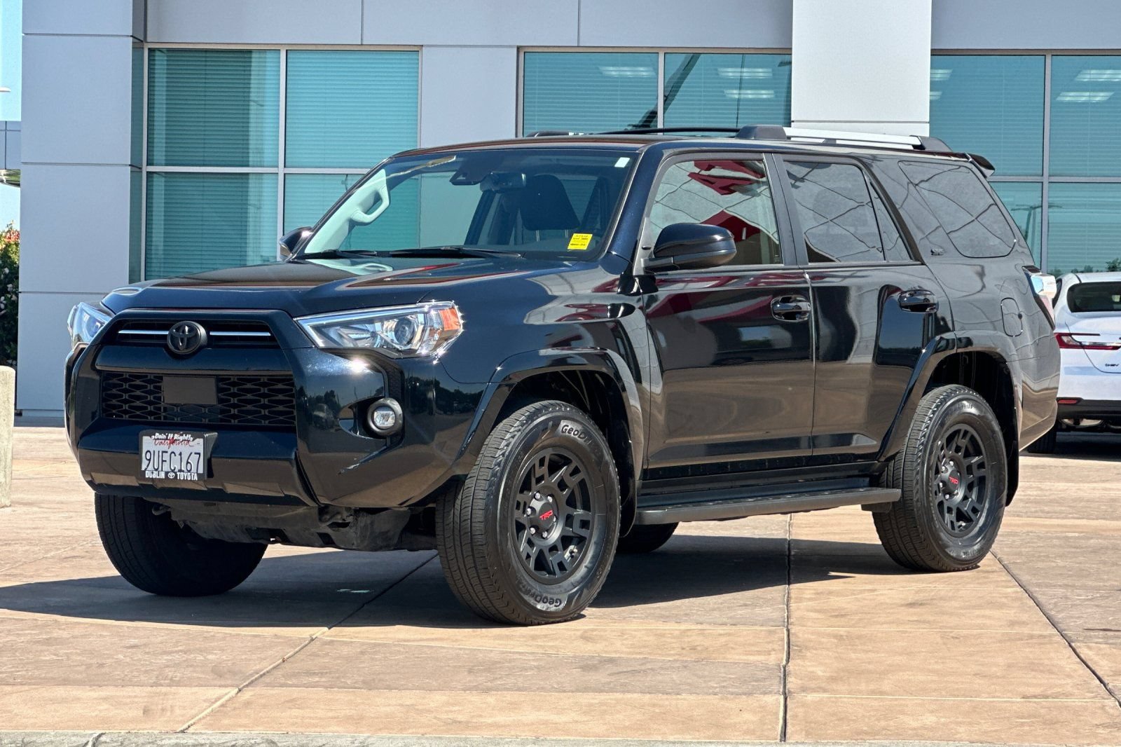 Certified 2024 Toyota 4Runner SR5 AWD/4WD image 10