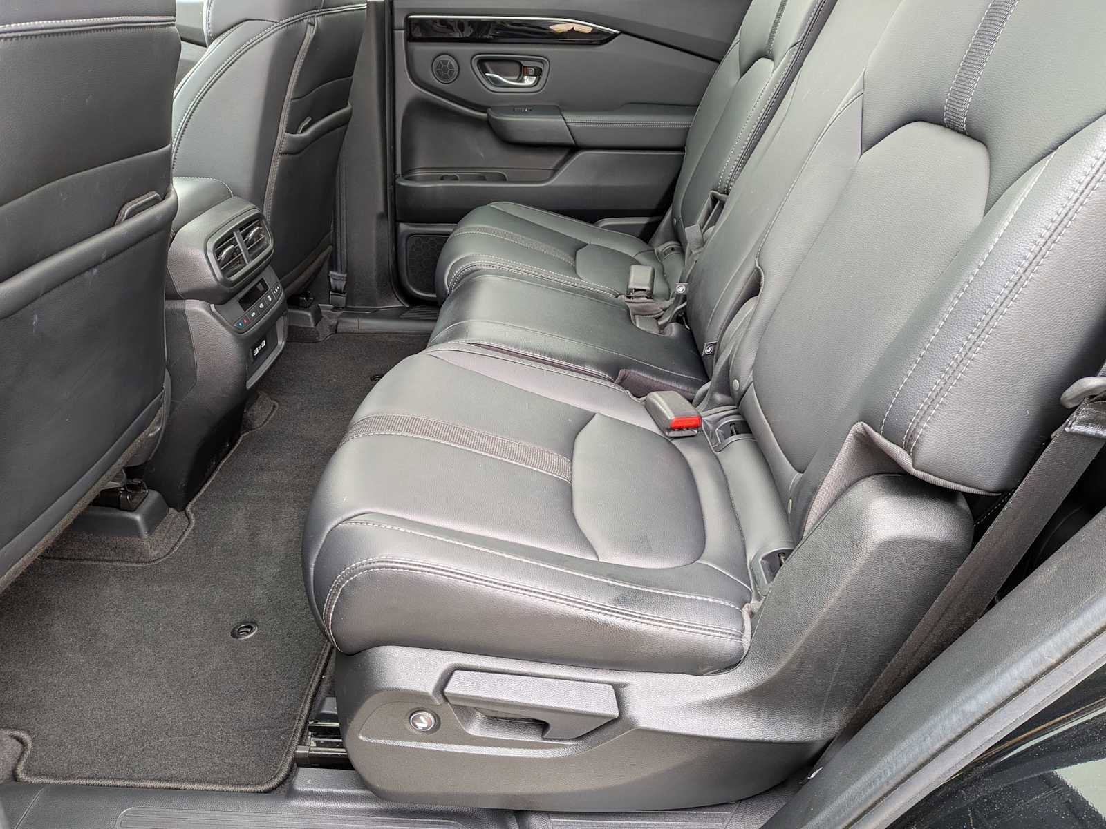 Certified 2023 Honda Pilot Touring image 18