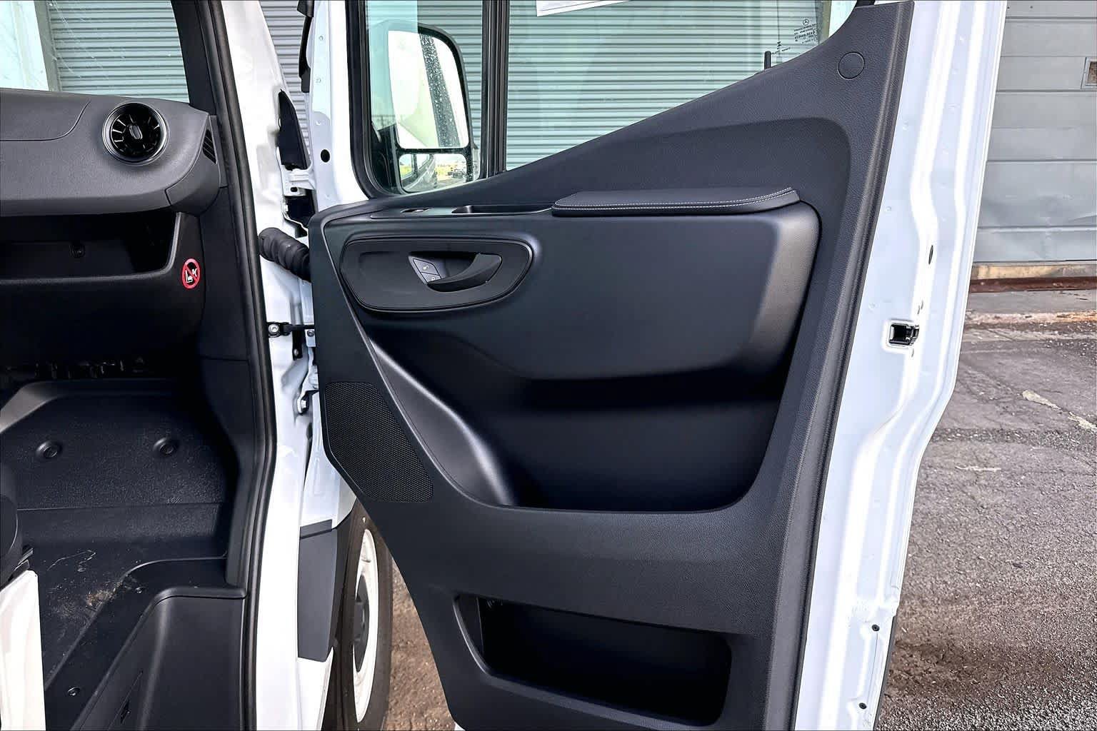 New 2026 Mercedes-Benz Sprinter 2500 image 10