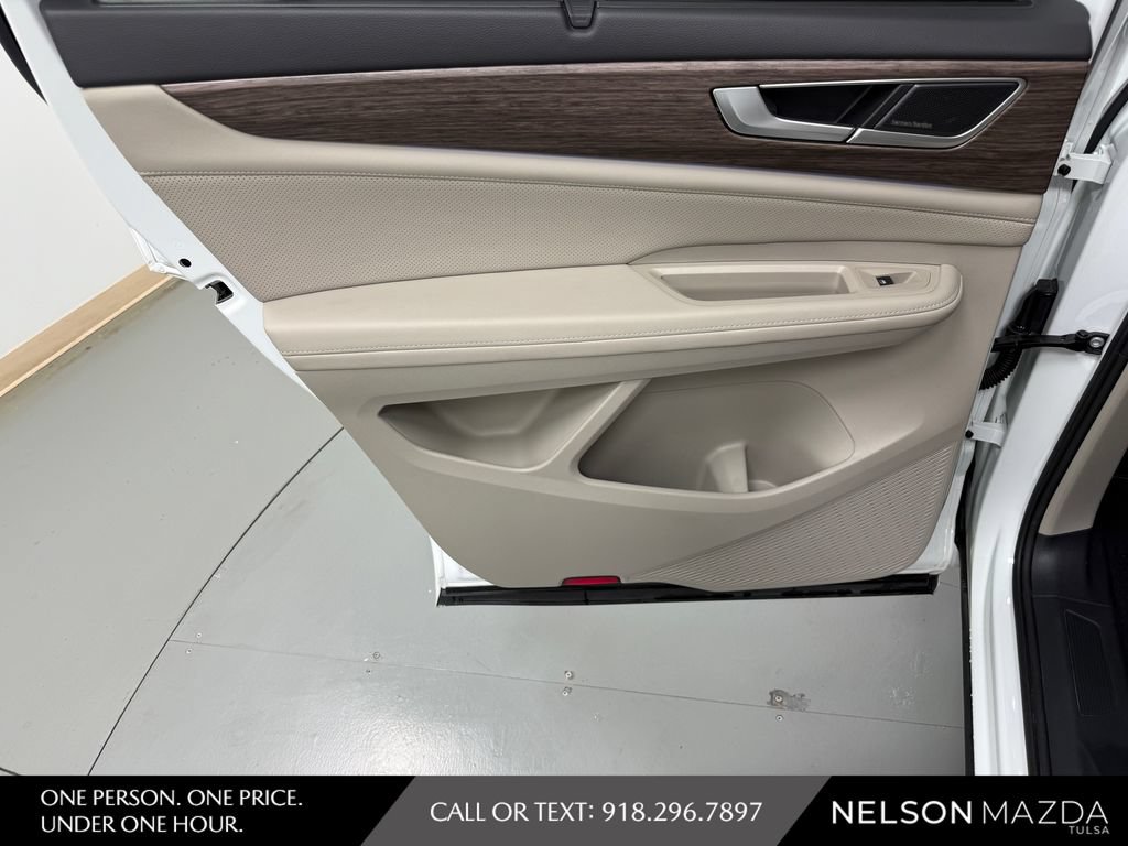 Used 2024 Volkswagen Atlas SEL Premium R-Line AWD/4WD image 37