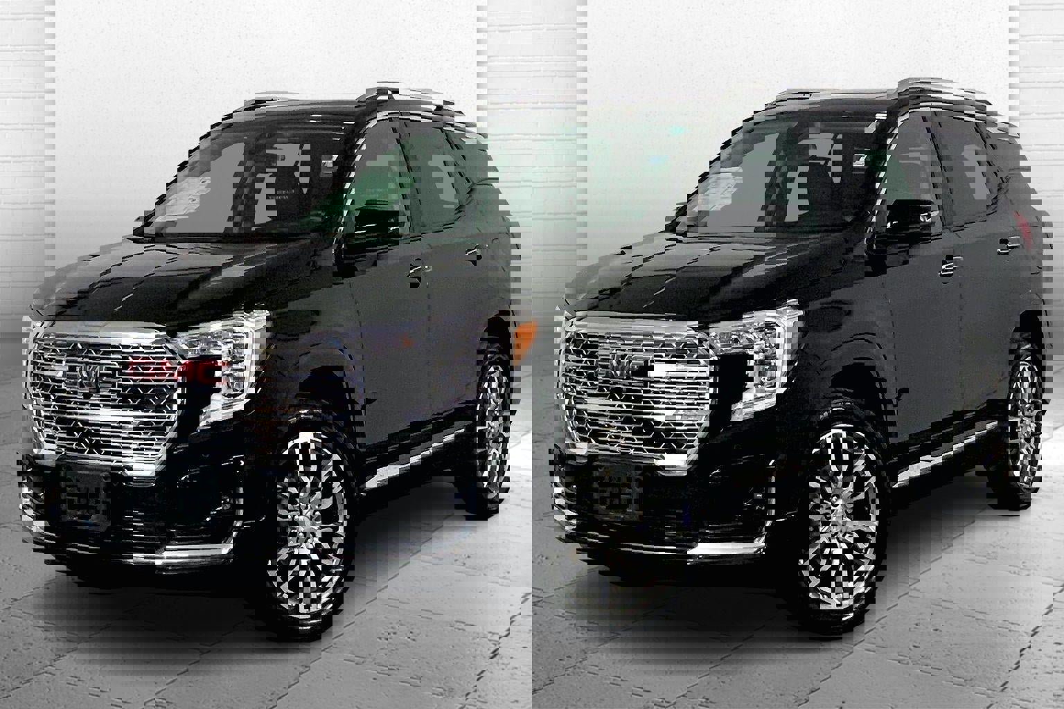 Used 2023 GMC Terrain Denali w/ Denali Premium Package image 12