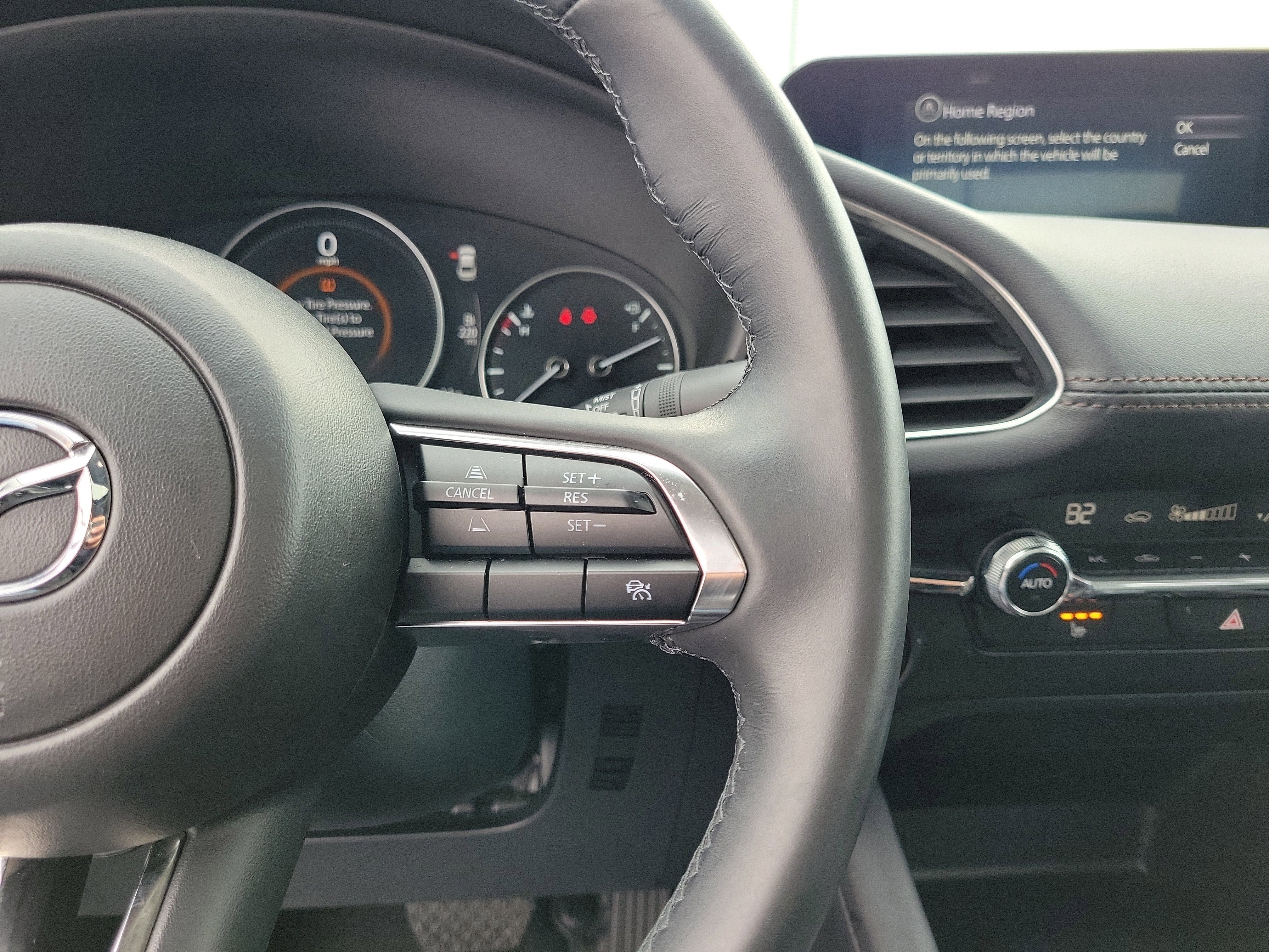 Used 2025 MAZDA MAZDA3 s image 23