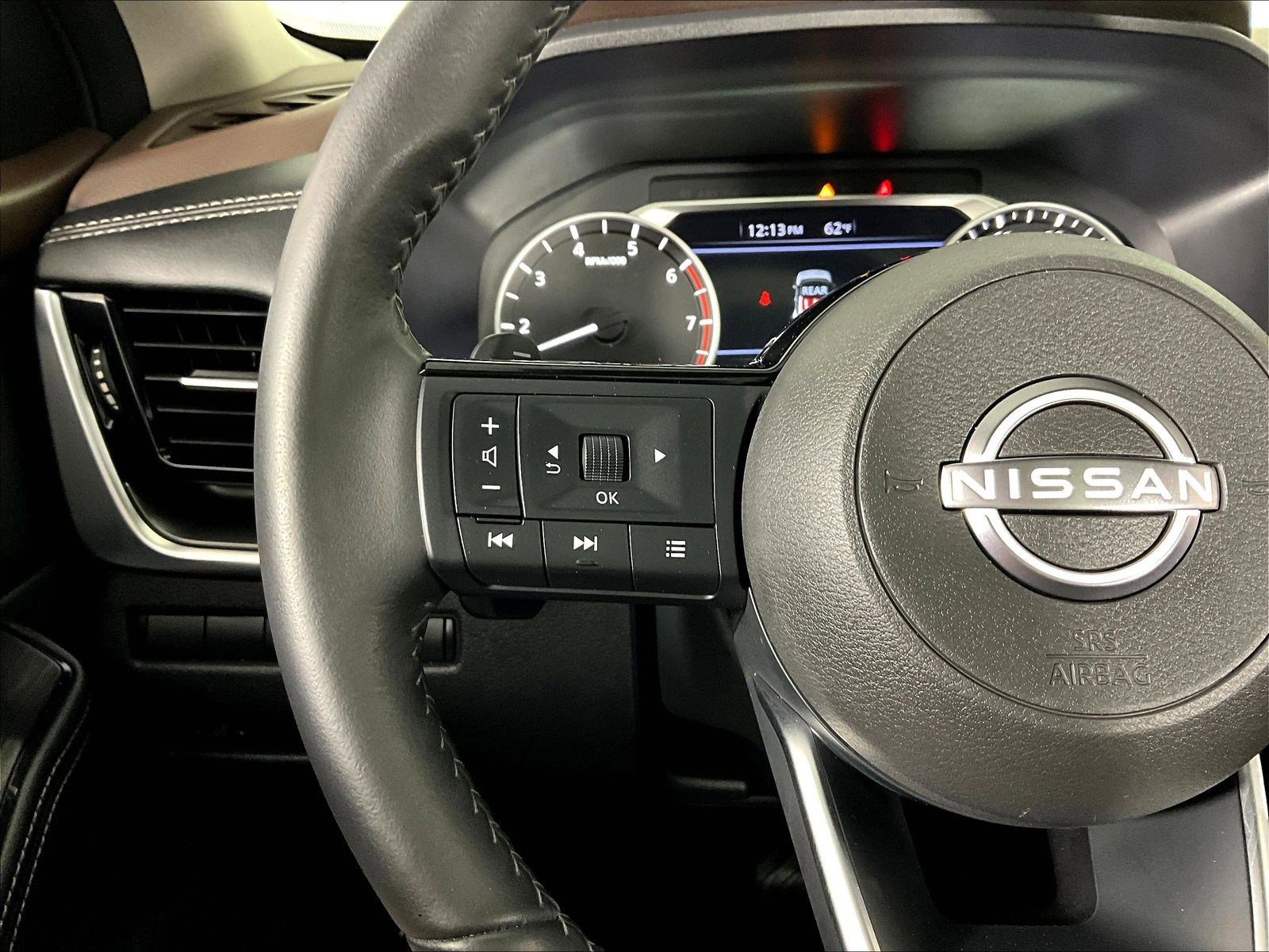 Certified 2023 Nissan Rogue SV w/ SV Premium Package AWD/4WD image 11