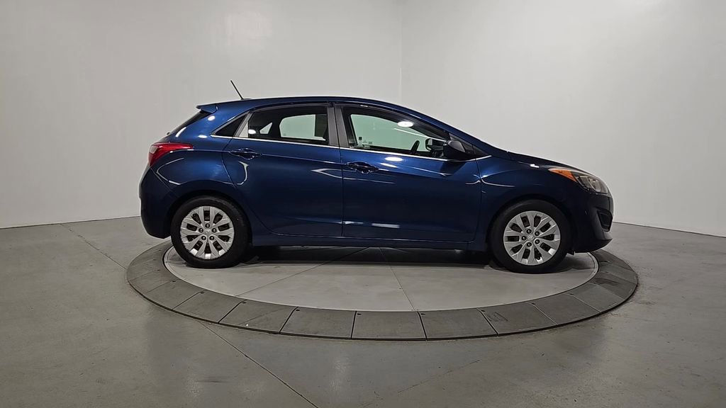Used 2016 Hyundai Elantra GT image 7
