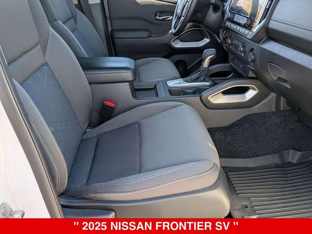 Certified 2025 Nissan Frontier SV AWD/4WD image 38