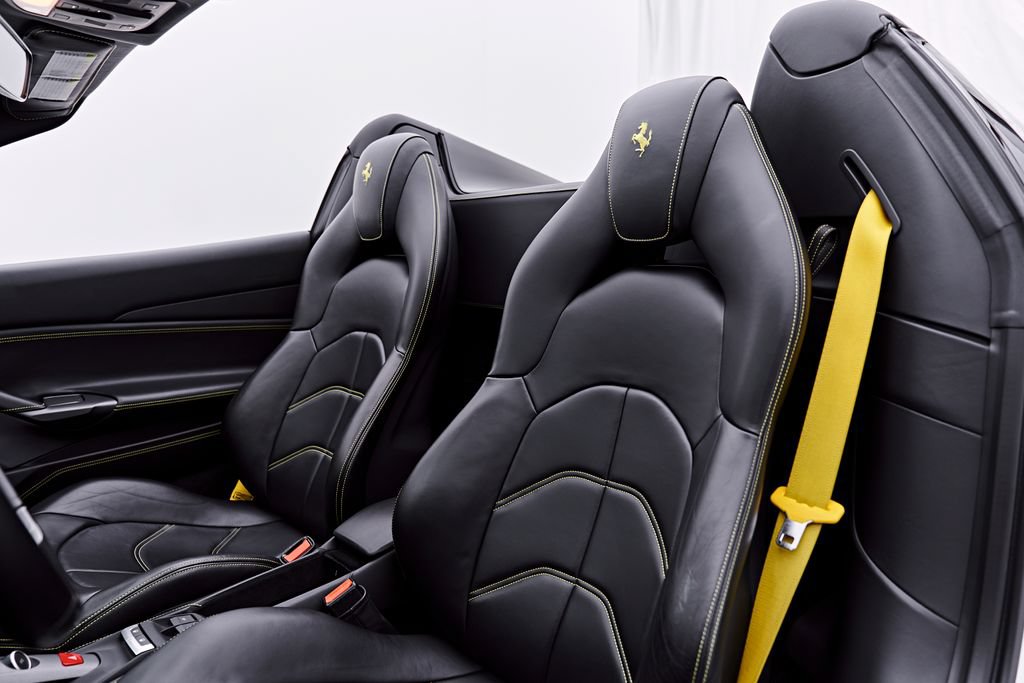 Used 2019 Ferrari 488 Spider RWD image 58