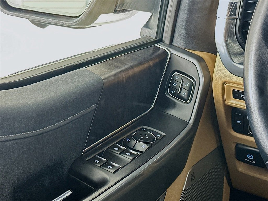 Used 2021 Ford F150 Lariat image 16