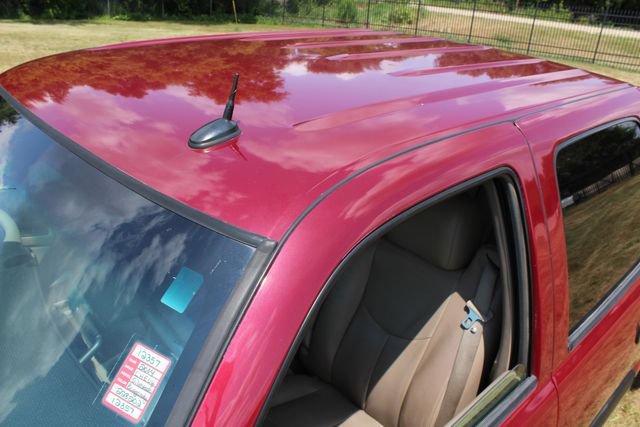Used 2004 Chevrolet Silverado 2500 LT AWD/4WD image 18